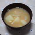 と。's cooksnap of when they made 【 じゃがいもと玉ねぎのお味噌汁♪ 】.