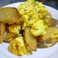 ユミニィ's cooksnap of when they made 冷凍フライドポテトで☆バター風味♪卵炒め.