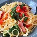 ＊PARTY＊'s cooksnap of when they made フレッシュバジルと完熟トマトのパスタ.