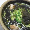 Haru Haru's cooksnap of when they made セリととろろ昆布の温かいお蕎麦.