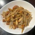 ＭＩ−ＳＡＮ's cooksnap of when they made 簡単！さつま揚げとゴボウの甘辛炒め.