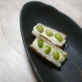 りゅう・しょうママ's cooksnap of when they made お弁当・竹輪の枝豆ボート♪.