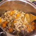 やみぼう's cooksnap of when they made モツ嫌いのわたしも食べられるモツ煮込み.
