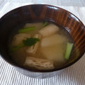 さとみにぃ～'s cooksnap of when they made 簡単♪カブと油揚げの味噌汁.