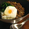 葵子☆'s cooksnap of when they made 塩そぼろ丼～温玉のせ★～.