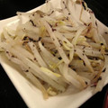 トクライ's cooksnap of when they made 箸休めに・・♡もやしのゆかり和え♫.