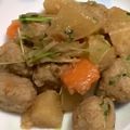 ☆ごはんできた☆'s cooksnap of when they made 大根と鶏団子の煮物.