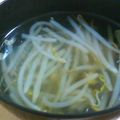 ハルマまま's cooksnap of when they made 簡単春雨もやしスープ.