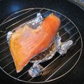 おかあちゃん。's cooksnap of when they made フライパンで鮭の燻製.