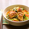 rosek's cooksnap of when they made 柔らか〜い☆鶏もも肉と小松菜の炒め蒸し煮.
