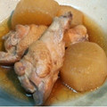 ＠てぃま's cooksnap of when they made 鶏手羽と大根のしょうゆ煮.