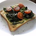 Ｐ子ママ's cooksnap of when they made ポパイ君とトマトさんのチーズトースト。.