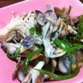 pulp1211's cooksnap of when they made さっぱり　あさり酒蒸し風ときのこ　5分！.