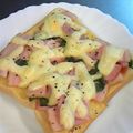 ろざーな's cooksnap of when they made 大葉たっぷりチーズトースト❤.