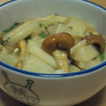 アホエ's cooksnap of when they made なめこと長いものめんつゆバター炒め.
