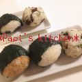 papikun's cooksnap of when they made あさりの佃煮と大葉のおにぎり♪お弁当に.