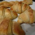 ともすけmama's cooksnap of when they made 少なめイースト本格クロワッサン.