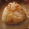 rukamari's cooksnap of when they made 香ばしい❤チリマヨ桜えびの焼きおにぎり.