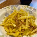 ☆hamayou☆'s cooksnap of when they made じゃが芋と鶏皮のカレーバジル炒め.