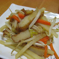 mocokichi's cooksnap of when they made さつま揚げともやしの炒めもの.
