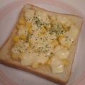 龍青空ママ's cooksnap of when they made しょうゆバター＊コーントースト.