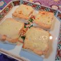 つちかな's cooksnap of when they made ☀はんぺんの明太子チーズ焼き☺おつまみに.