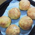 チビヨーキー's cooksnap of when they made 簡単かぼちゃパン.