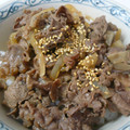 Licosama's cooksnap of when they made 牛丼＊しょうが焼きのたれを使って.