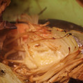 rakuen's cooksnap of when they made 後片付け簡単☆鮭とえのきの包み焼き.