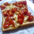 レオン犬's cooksnap of when they made オリーブソースのトマチートースト.