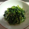 あうろぴ's cooksnap of when they made シンプルが一番♪小松菜のにんにく炒め.
