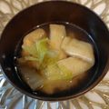 tikariri's cooksnap of when they made ☆白菜と油揚げの味噌汁☆.