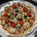 ほっぺぷに子's cooksnap of when they made トルティーヤでハロウィンのガイコツピザ.