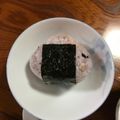 Ruriluru's cooksnap of when they made 鮭と塩昆布（昆布の佃煮）の二刀流おにぎり.