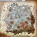 ぶ〜ちゃん。's cooksnap of when they made 朝の栄養補給！チーズ＆納豆トースト.