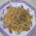 ダ〜ごはん's cooksnap of when they made 一番簡単！安上がり！もやしの胡麻和え.