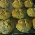 sornky's cooksnap of when they made HB捏ね～黒ゴマパン＆黒ゴマチーズパン.