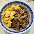 huu_ka's cooksnap of when they made 和牛と小松菜と玉子の三色丼.
