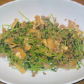malimekko's cooksnap of when they made 豆苗＆油揚げ＆挽き肉炒め★.