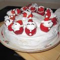 貴婦人３３'s cooksnap of when they made 子供が喜ぶ！クリスマスに☆苺deサンタ♪.