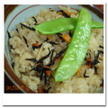 momoiromomo's cooksnap of when they made おでんの残り汁で・・・炊き込みご飯☆.