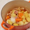 iam樹's cooksnap of when they made ル・クルーゼで作るベーコンの肉じゃが.