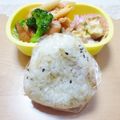 えるえる２８６'s cooksnap of when they made しらす梅おにぎり♪.