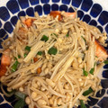 ポムポムポヨコ's cooksnap of when they made 秋鮭のソテー☆和風えのきソース.
