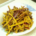 まりベジ's cooksnap of when they made 捨てないで！さつまいもの皮できんぴら★.