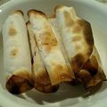 さぁ★たぁ★'s cooksnap of when they made 余った餃子の皮でウィンナー揚げ.