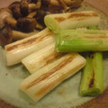 sonop's cooksnap of when they made 焼いて塩かけるだけ～のネギ焼き☆.