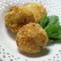はっちょうみそ's cooksnap of when they made ＊おせち 煮物の残りでコロッケ＊.