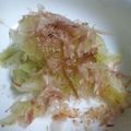 ユーロン's cooksnap of when they made レンジきゃべつのおかか和え.