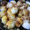 サクマナ's cooksnap of when they made 餅大量消費！たこ焼き器でまるカリッお餅☆.